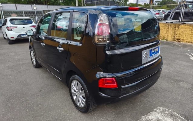 imagem-https://www.socarrao.com.br/sc-vehicle-images-prod/1000038/1776019657130-SU1HLTIwMjYwNDA3LVdBMDAxNy5qcGc.jpg