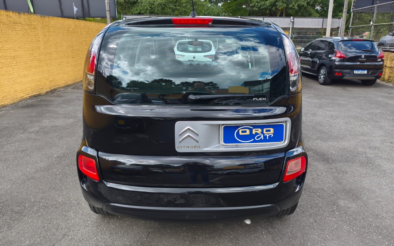 imagem-https://www.socarrao.com.br/sc-vehicle-images-prod/1000038/1776019657279-SU1HLTIwMjYwNDA3LVdBMDAyMC5qcGc.jpg