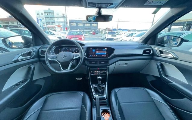 imagem-https://www.socarrao.com.br/sc-vehicle-images-prod/1000294/1785779953947-28fe3f5c7d3d4d7f8afc27aef3a2fc9e_1776080396655.jpg