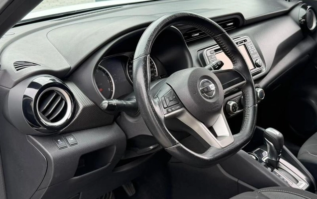 imagem-https://www.socarrao.com.br/sc-vehicle-images-prod/1000723/1776083861316-7884576_5_B_68083832f4.jpeg