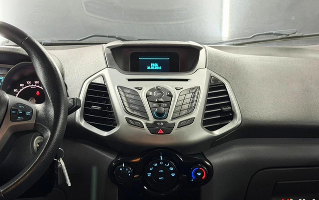 imagem-https://www.socarrao.com.br/sc-vehicle-images-prod/1000908/1784064160139-003_d84aac8dd1a075ef6580750c068b15a9.png