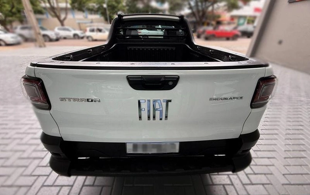 imagem-https://www.socarrao.com.br/sc-vehicle-images-prod/1000963/1776085046722-7958438_8_B_47a91362bd.jpeg