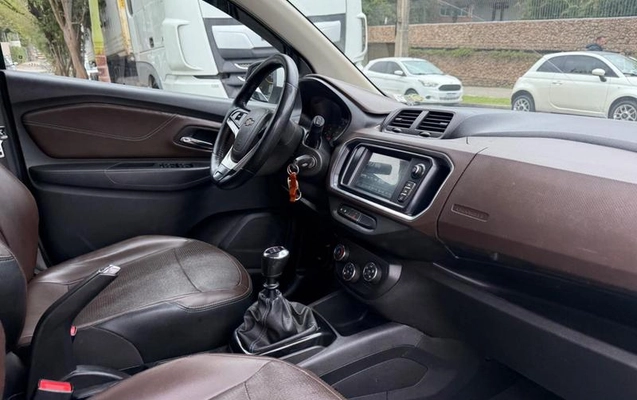 imagem-https://www.socarrao.com.br/sc-vehicle-images-prod/1001243/1785329093311-7966334_16_B_83c9c2d618.jpeg