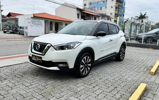 imagem-https://www.socarrao.com.br/sc-vehicle-images-prod/1001648/1776097971905-ec3380b6-4c1e-4ac4-b0cd-94e5b7b998d7.jpg