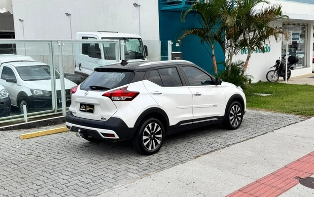imagem-https://www.socarrao.com.br/sc-vehicle-images-prod/1001648/1776097971909-28c104fe-e405-42e5-8e49-17d8c1954a60.jpg