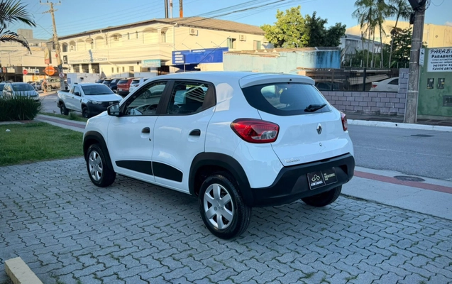imagem-https://www.socarrao.com.br/sc-vehicle-images-prod/1001649/1776097985572-21de8587-b6c4-4349-8a7d-ae583eaa6237.jpg