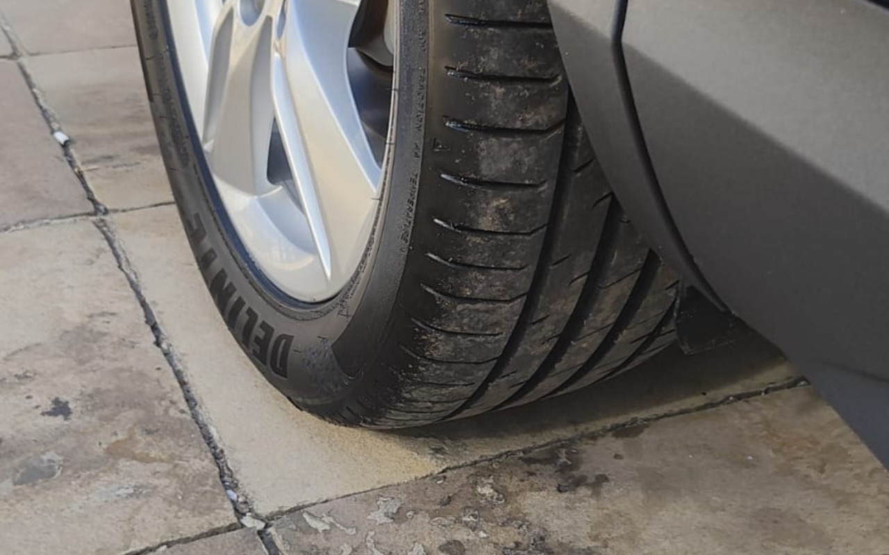imagem-https://www.socarrao.com.br/sc-vehicle-images-prod/1001852/1776101189444-SU1HLTIwMjYwMzIwLVdBMDA1MS5qcGc.jpg