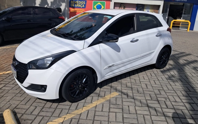 imagem-https://www.socarrao.com.br/sc-vehicle-images-prod/1001929/1776101983098-V2hhdHNBcHAgSW1hZ2UgMjAyNi0wNC0wNyBhdCAwOC4yOC40MyAoMSkuanBlZw.jpeg