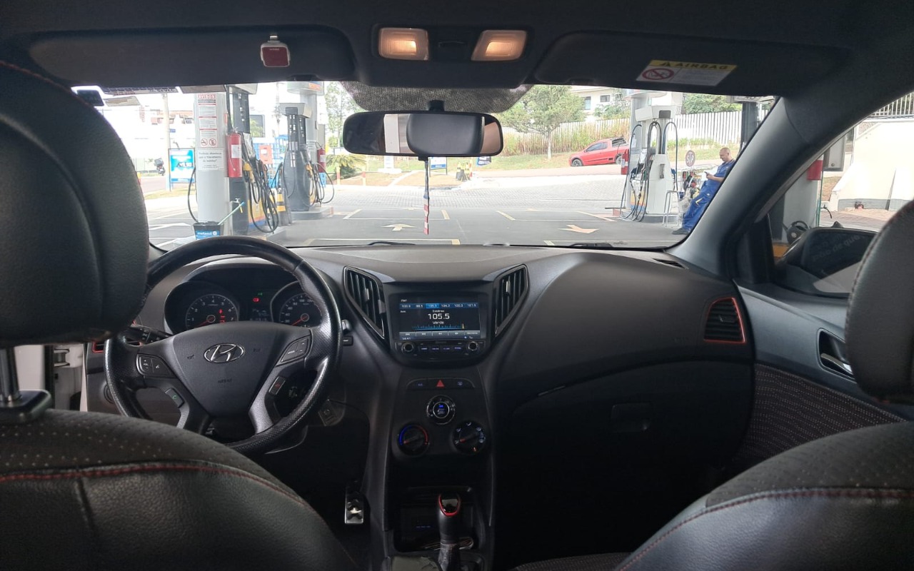 imagem-https://www.socarrao.com.br/sc-vehicle-images-prod/1001929/1776101983947-V2hhdHNBcHAgSW1hZ2UgMjAyNi0wNC0wNyBhdCAwOC4yOC40NyAoMikuanBlZw.jpeg