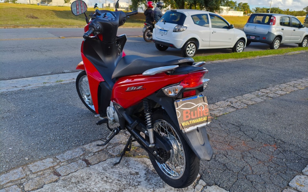 imagem-https://www.socarrao.com.br/sc-vehicle-images-prod/1002198/1776104582507-V2hhdHNBcHAgSW1hZ2UgMjAyNi0wNC0xMyBhdCAxNC40MS4xNiAoMSkuanBlZw.jpeg
