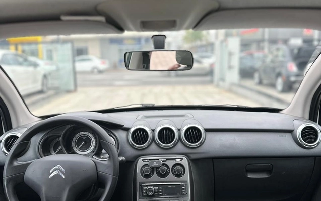 imagem-https://www.socarrao.com.br/sc-vehicle-images-prod/1002705/1782762829205-gb-8f44d61.jpeg