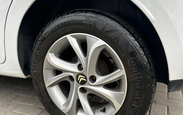 imagem-https://www.socarrao.com.br/sc-vehicle-images-prod/1002705/1782762829211-gb-bdaed62.jpeg