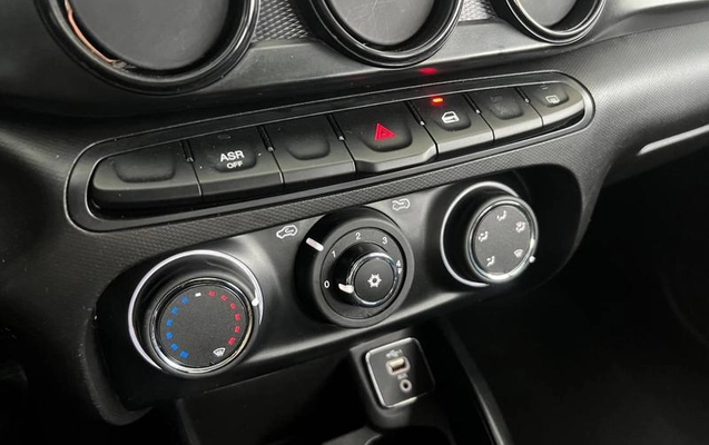 imagem-https://www.socarrao.com.br/sc-vehicle-images-prod/1002730/1783096825593-7966513_3_B_3d3982e370.jpeg