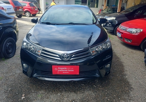 Toyota Corolla 2017 Preto — foto 1 de 3