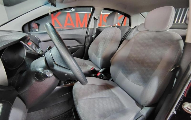 imagem-https://www.socarrao.com.br/sc-vehicle-images-prod/1002929/1778591900870-7981191_18_B_f630b23ce1.jpeg