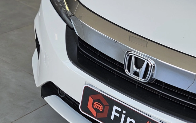 imagem-https://www.socarrao.com.br/sc-vehicle-images-prod/1002939/1776111137895-Kqvs3DBI5XpYyyIetuj9rfMBmBKBVuoZ.jpg