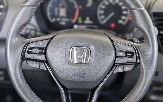 imagem-https://www.socarrao.com.br/sc-vehicle-images-prod/1002939/1776111137899-Gn9pvmwZJrGeCYmlZulaFIsZ69NrRfQw.jpg