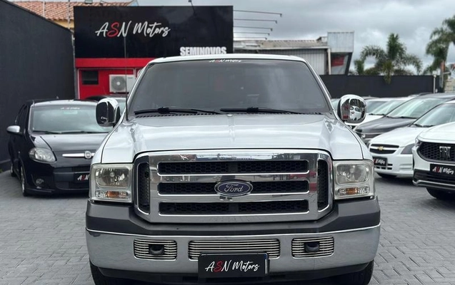 imagem-https://www.socarrao.com.br/sc-vehicle-images-prod/1003013/1785867368908-7988740_11_B_1109e980dd.jpeg