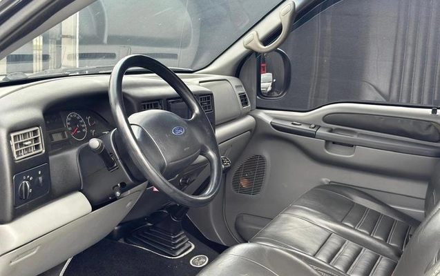 imagem-https://www.socarrao.com.br/sc-vehicle-images-prod/1003013/1785867368909-7988740_5_B_8b8311512a.jpeg
