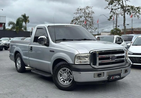 Ford Club Wagon XLT 4.9 V6 2007 Prata — foto 1 de 3