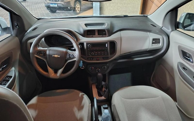 imagem-https://www.socarrao.com.br/sc-vehicle-images-prod/1003035/1777917580392-7756651_16_B_018648c188.jpeg