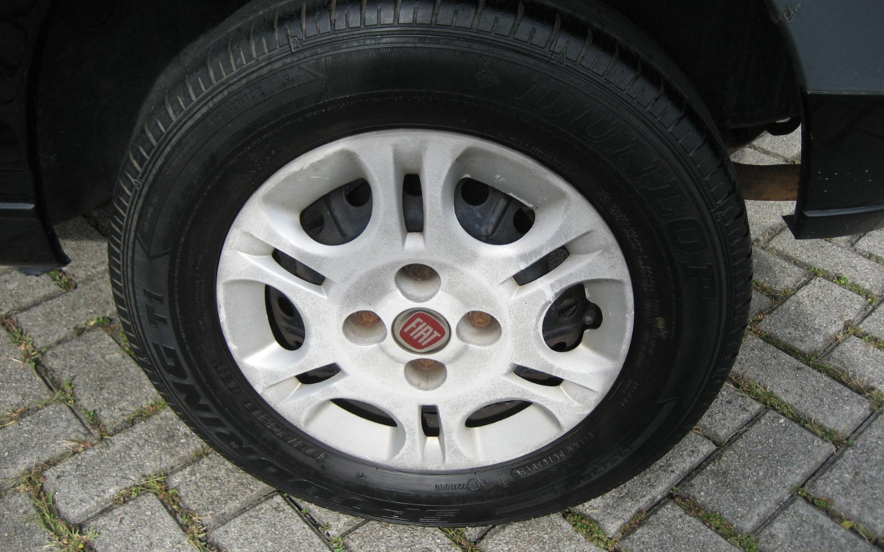 imagem-https://www.socarrao.com.br/sc-vehicle-images-prod/1003062/1776112856784-SU1HXzE4NjIuSlBH.JPG