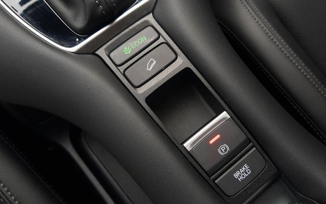 imagem-https://www.socarrao.com.br/sc-vehicle-images-prod/1003064/1786733987569-7988671_9_B_d472bc4e87.jpeg