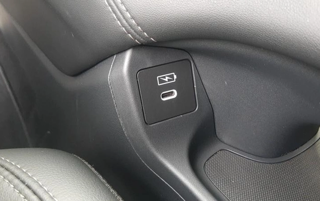 imagem-https://www.socarrao.com.br/sc-vehicle-images-prod/1003064/1786733987572-7988671_10_B_823ad09f42.jpeg