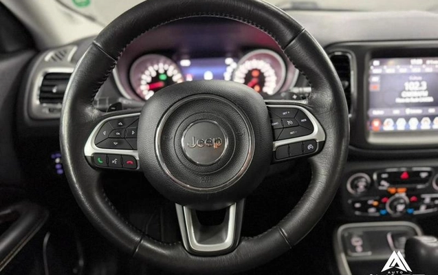 imagem-https://www.socarrao.com.br/sc-vehicle-images-prod/1003305/1790004585300-7986743_15_B_b27ee1946a.jpeg
