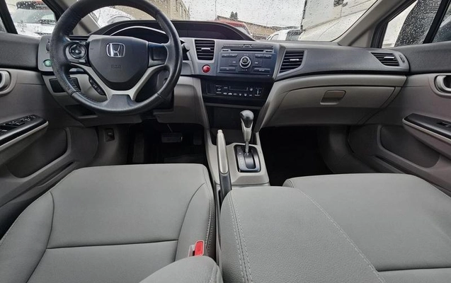 imagem-https://www.socarrao.com.br/sc-vehicle-images-prod/1003308/1788191255979-7976127_15_B_a237c52308.jpeg