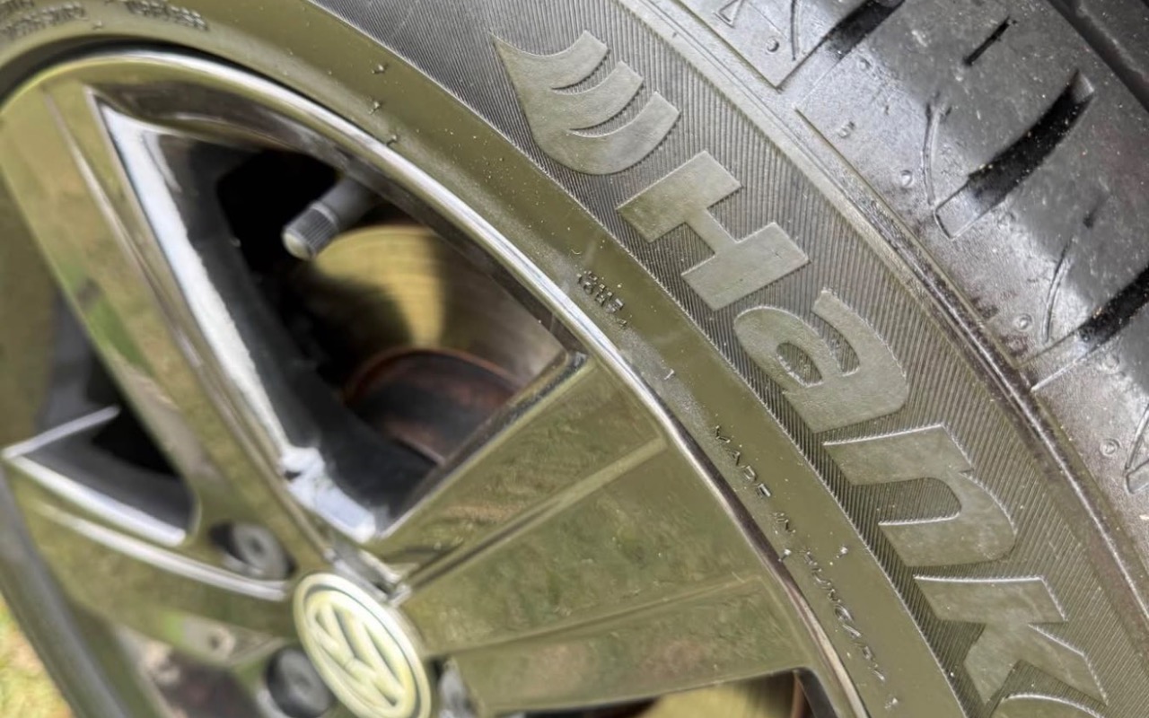 imagem-https://www.socarrao.com.br/sc-vehicle-images-prod/1003450/1776132213439-SU1HXzgwOTMuanBlZw.jpeg
