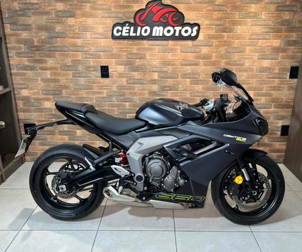 Triumph DAYTONA 660 2025 Preto — foto 1 de 3