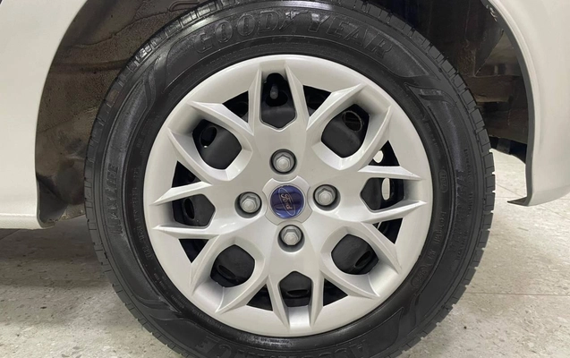 imagem-https://www.socarrao.com.br/sc-vehicle-images-prod/1004110/1776170678135-e35b5b617b6f4b0d81c3ad82241c3ec3_1775495427723.jpeg
