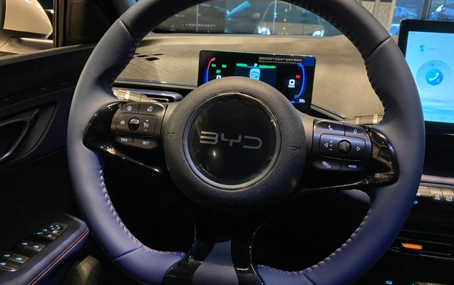 imagem-https://www.socarrao.com.br/sc-vehicle-images-prod/1004260/1779133983961-Cb6DVb3M4LfeSN4wz0NJzxKHRBmWA6Vn.jpg