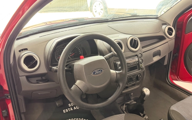 imagem-https://www.socarrao.com.br/sc-vehicle-images-prod/1004332/1776174431403-SU1HXzI4OTAuanBlZw.jpeg