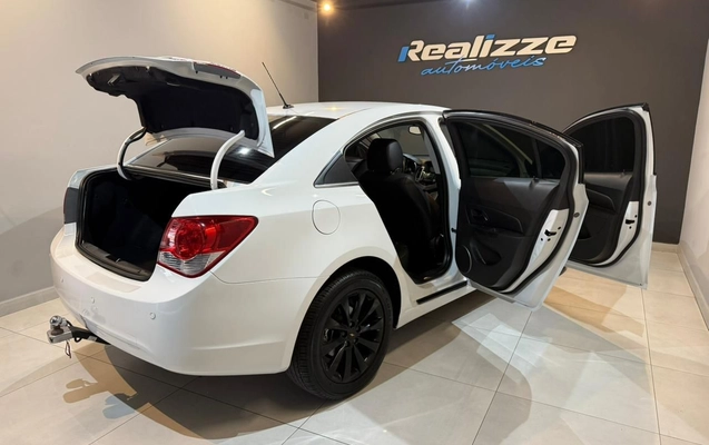 imagem-https://www.socarrao.com.br/sc-vehicle-images-prod/1004336/1776174484166-003_4d679fe9744efd862d4ce27db98f38b2.jpeg
