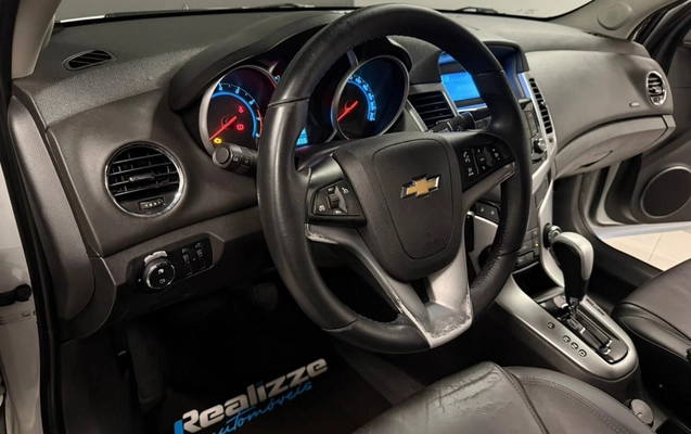 imagem-https://www.socarrao.com.br/sc-vehicle-images-prod/1004336/1776174484167-003_2e9901d46c286ffb9bf2b29f07812181.jpeg