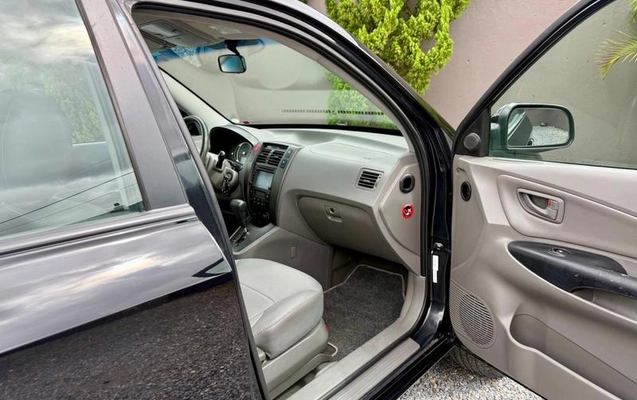 imagem-https://www.socarrao.com.br/sc-vehicle-images-prod/1004630/1789488350820-7945326_12_B_4906e619ab.jpeg