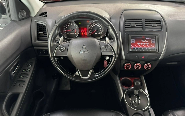 imagem-https://www.socarrao.com.br/sc-vehicle-images-prod/1004658/1787237606402-a3d040723f634397bb69e15c2da25fcc_1776178847586.jpeg