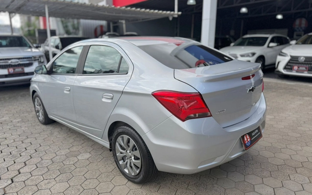 imagem-https://www.socarrao.com.br/sc-vehicle-images-prod/1004660/1782561954164-442e1196-5174-48ca-ab4a-add103cba933.jpg