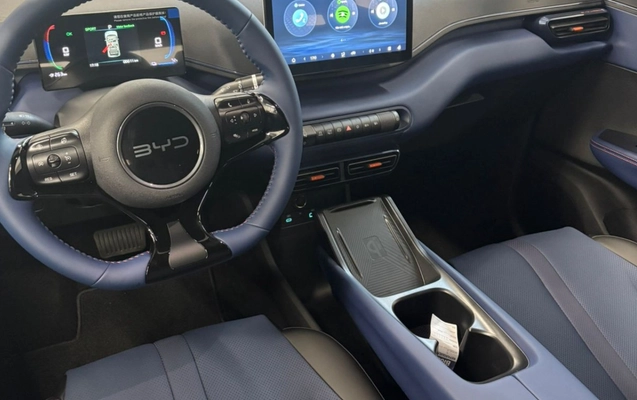 imagem-https://www.socarrao.com.br/sc-vehicle-images-prod/1004691/1776179235386-N2MyZGRhMmYtZTM3Ni00MzljLWJkZDEtN2VlNWRkMjNjNmZkLmpwZw.jpg