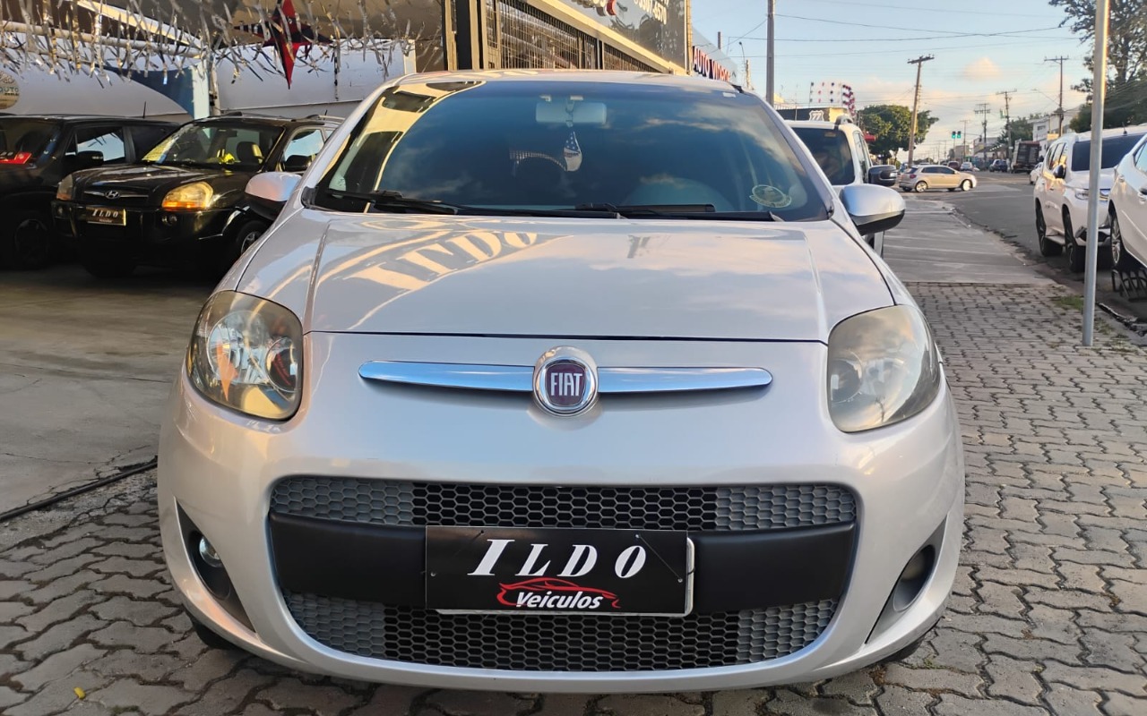 imagem-https://www.socarrao.com.br/sc-vehicle-images-prod/1004734/1776180446460-My5qcGVn.jpeg