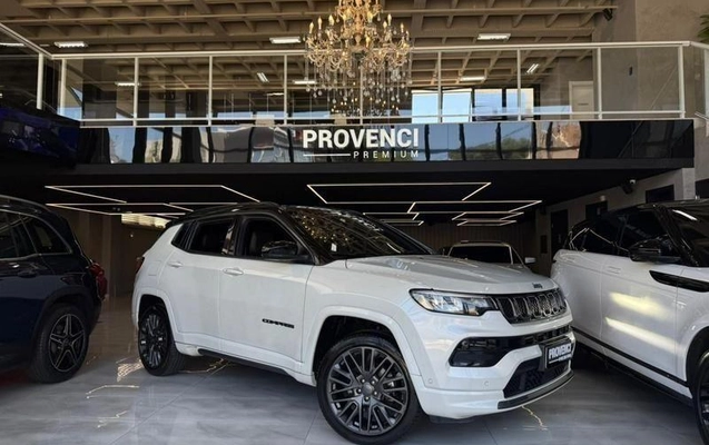 imagem-https://www.socarrao.com.br/sc-vehicle-images-prod/1004755/1788378410636-7984818_16_B_ea27fa67d8.jpeg