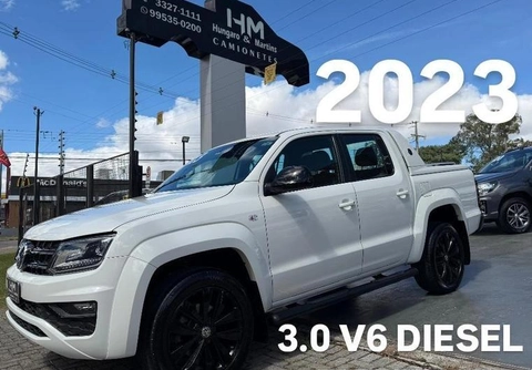 Volkswagen Amarok 2023 Branco — foto 1 de 3