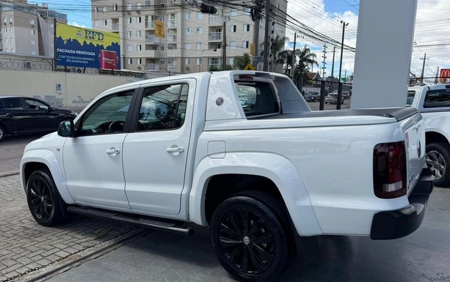 imagem-https://www.socarrao.com.br/sc-vehicle-images-prod/1004884/1784227036583-7991094_8_B_7aedb13645.jpeg