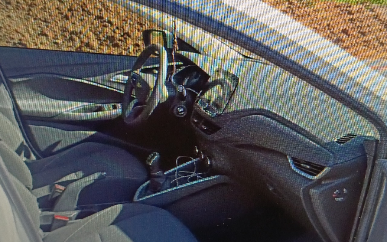 imagem-https://www.socarrao.com.br/sc-vehicle-images-prod/1004937/1776186354592-MTc3NjE4NjE1MTkwNTQzNTA5MzI0NTYwMTIzNDIzMTcuanBn.jpg