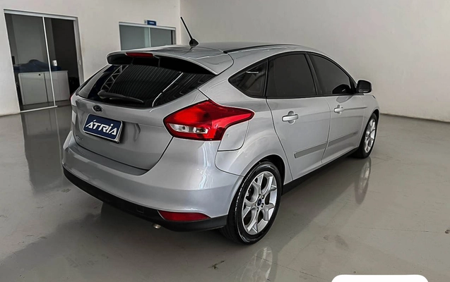 imagem-https://www.socarrao.com.br/sc-vehicle-images-prod/1005134/1776444022985-19af8b7e-41b1-4c17-89cc-cc25f3fb5165.jpg