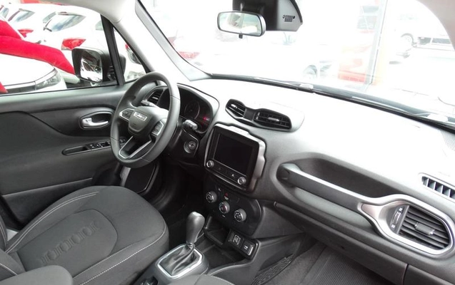 imagem-https://www.socarrao.com.br/sc-vehicle-images-prod/1005153/1790253120666-7808791_16_B_6320657d85.jpeg