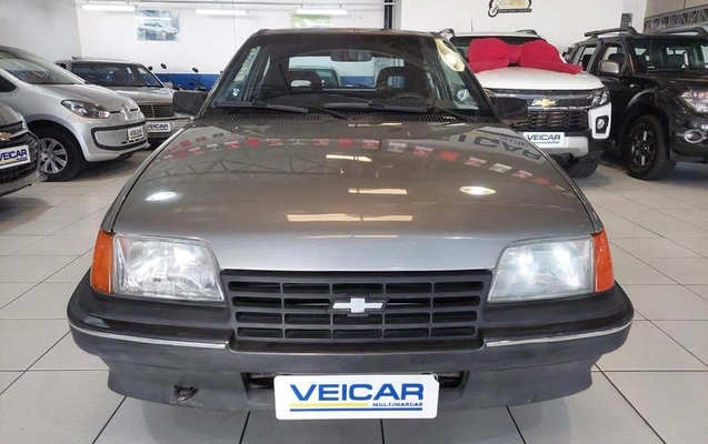 imagem-https://www.socarrao.com.br/sc-vehicle-images-prod/1005303/1784731850236-7256370_4_B_259adf8102.jpeg
