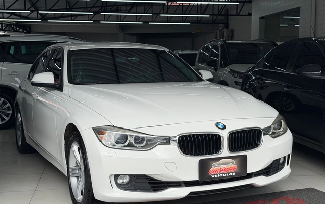 imagem-https://www.socarrao.com.br/sc-vehicle-images-prod/1005356/1776191067836-SU1HXzI5NTQuanBlZw.jpeg
